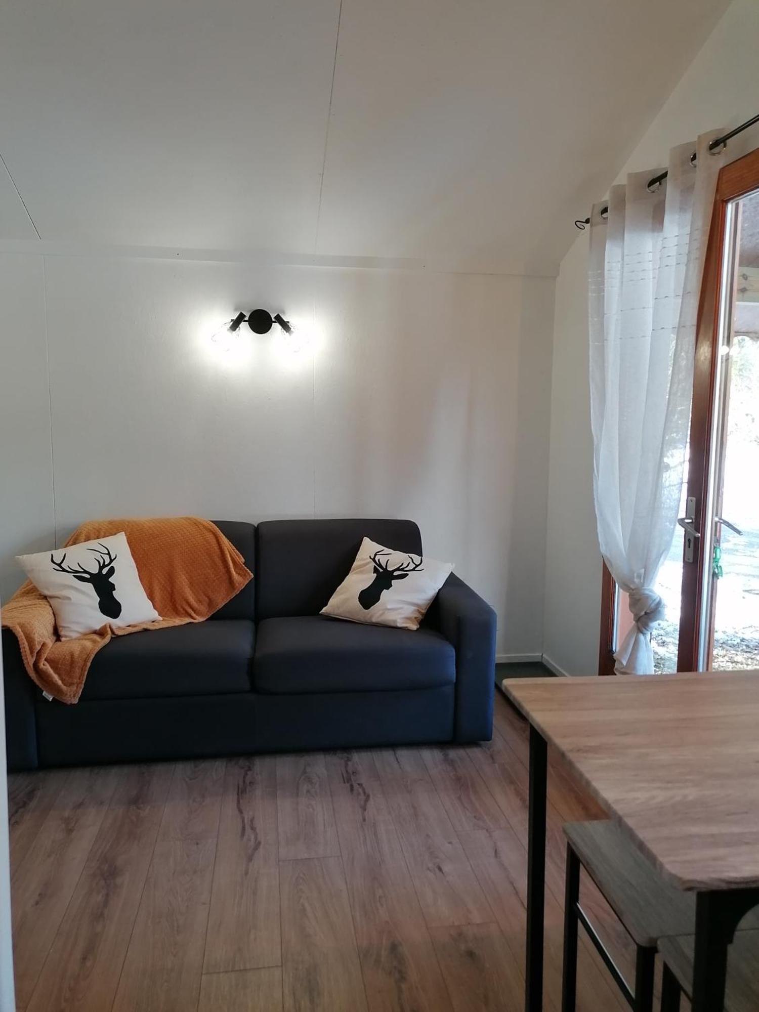 Thônes Camping Le Trejeux - Petit Chalet מראה חיצוני תמונה